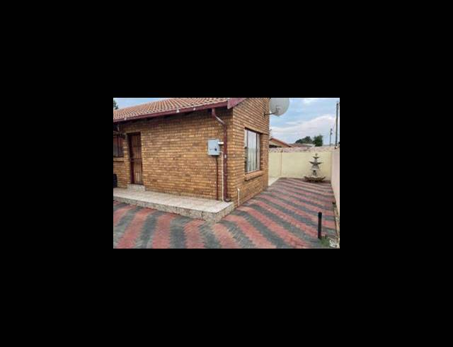 3 BEDROOM HOUSE FOR SALE IN SOSHANGUVE XX